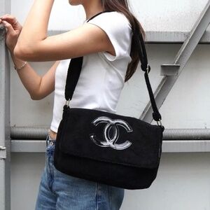 NWT Chanel Beauty Precision Adjustable Crossbody Shoulder Bag Black and Black